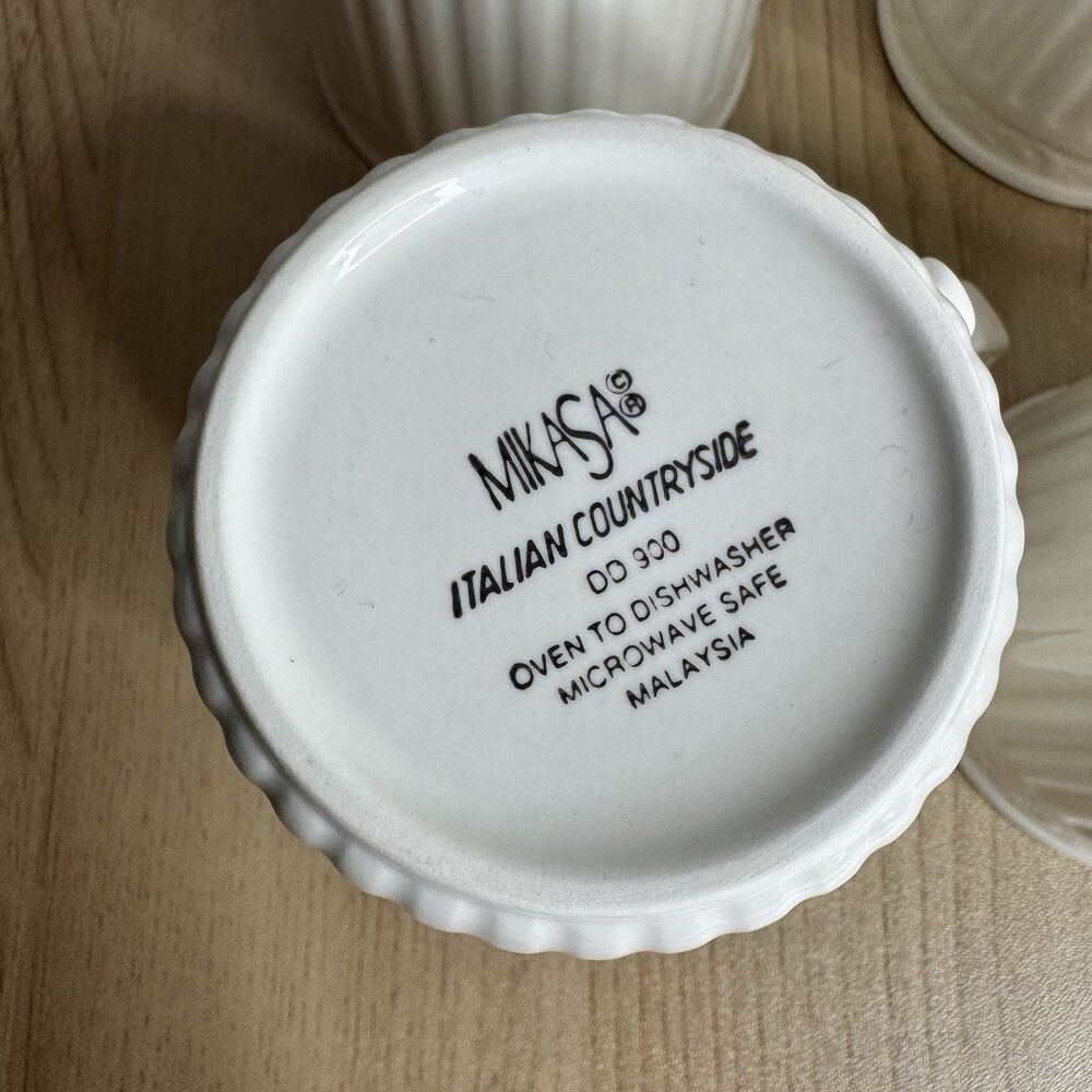 Mikasa Italian Countryside Coffee Mugs 3 3/4" Tall DD900 White 10 oz. (Set Of 6) - Picture 4 of 5